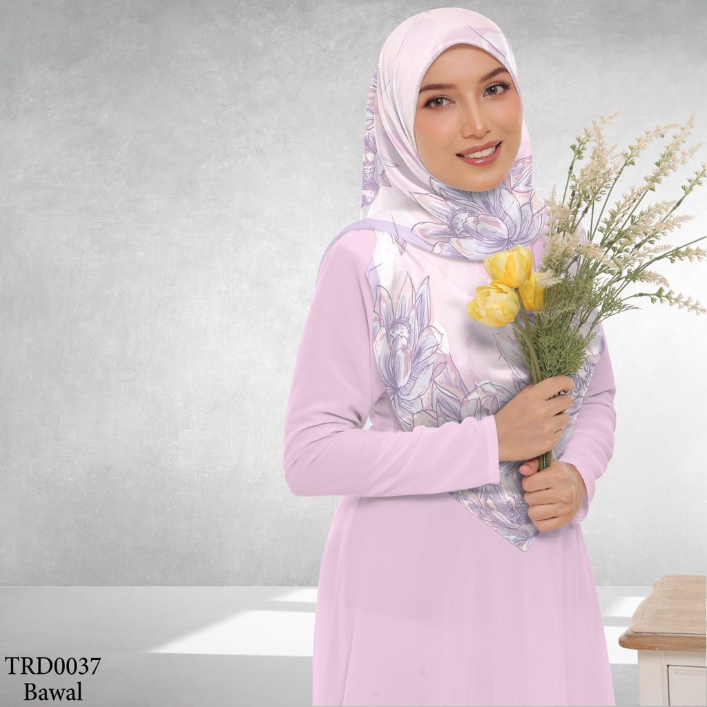 Tudung Bawal (Square Hijab) in TRD0037