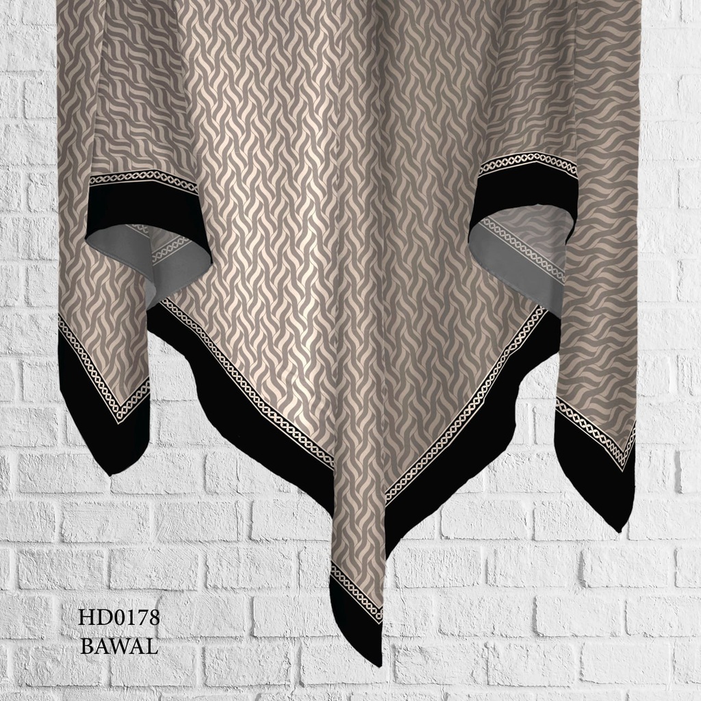Tudung Bawal (Square Hijab) in HD0178